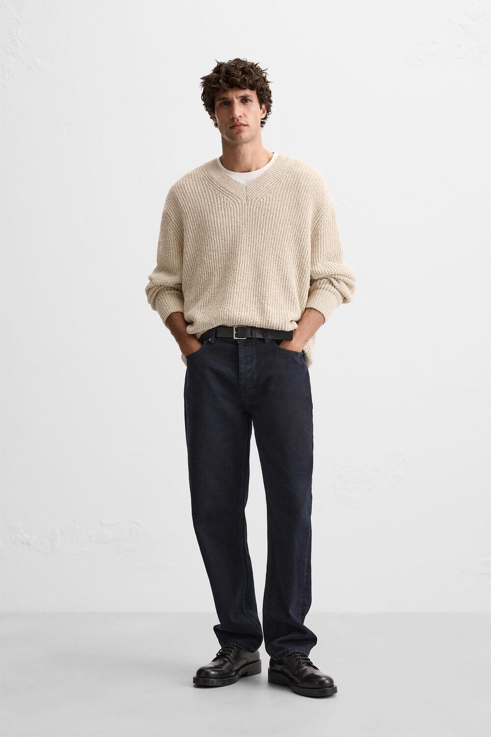 

Свитер с текстурой букле ZARA, экрю