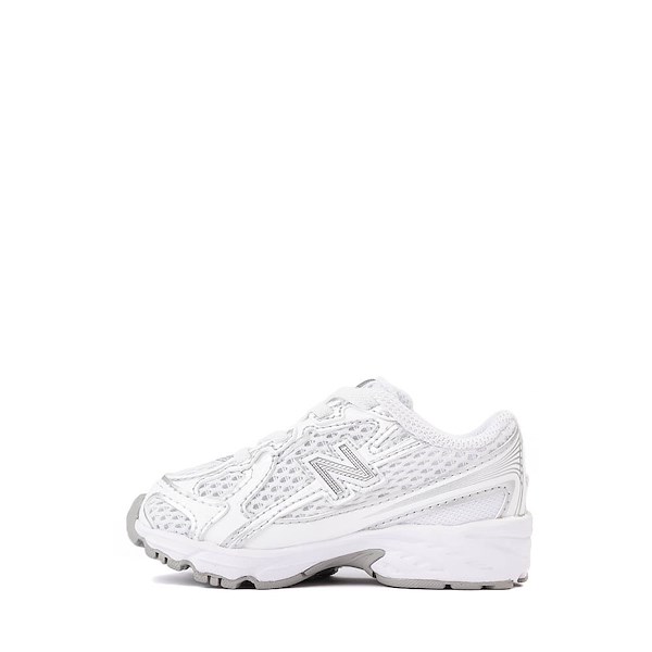 

Кроссовки New Balance 740 Athletic Shoe, цвет White/Silver Metallic