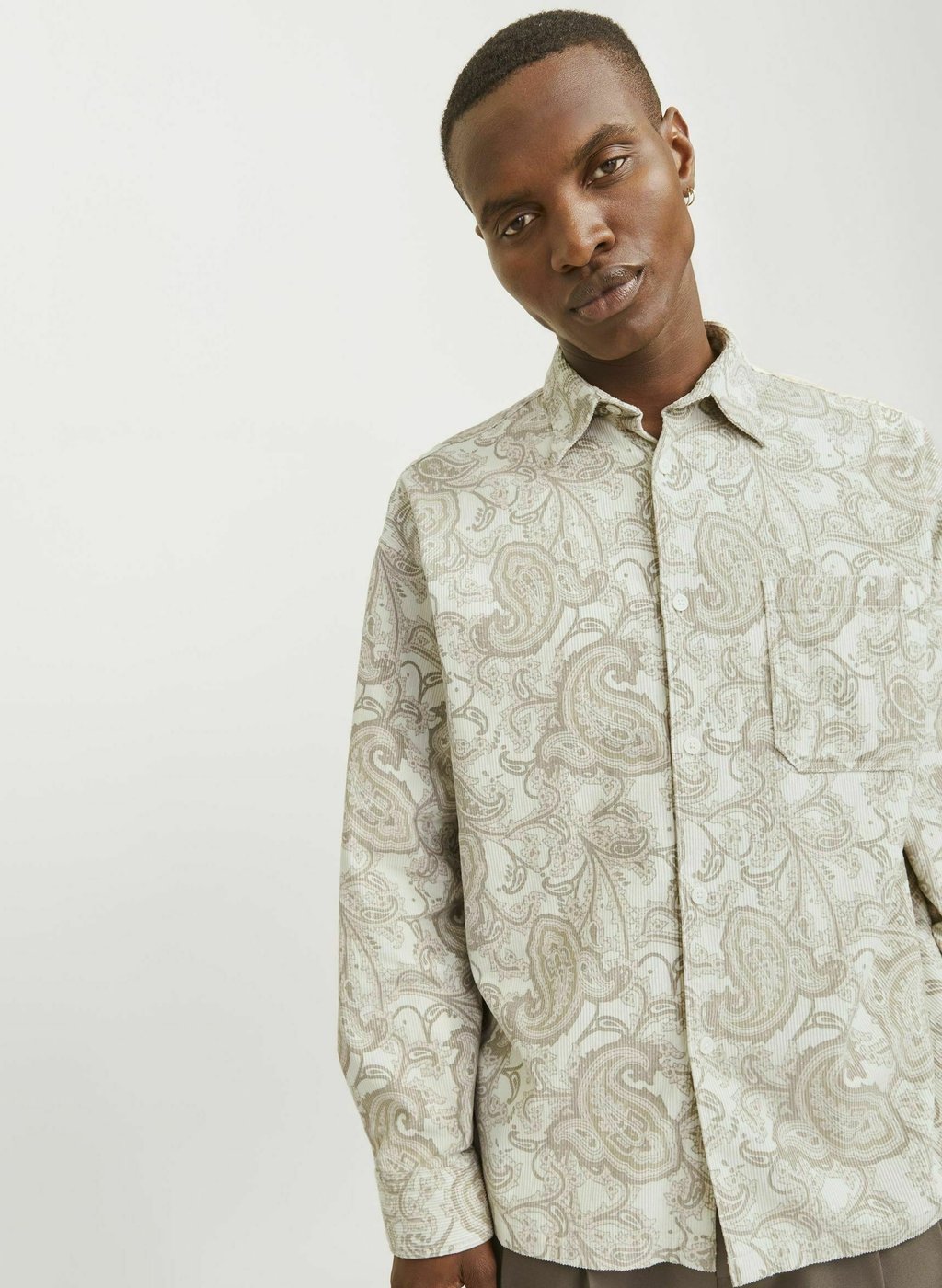 

Рубашка WEIT GESCHNITTEN Jack & Jones, серебристый