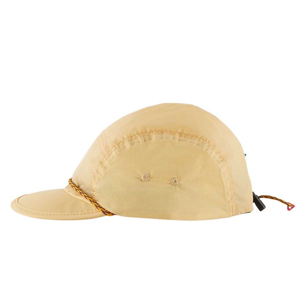

Кепка Klättermusen Runa Five Panel, бежевый