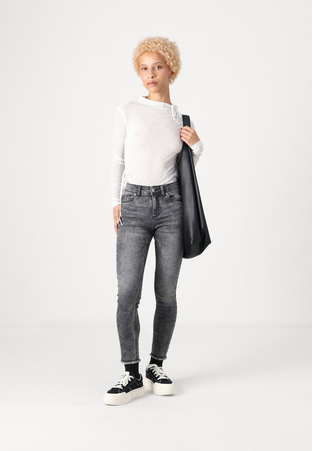 

Джинсы облегающие ONLRUSH MID WAIST ONLY Petite, серый деним