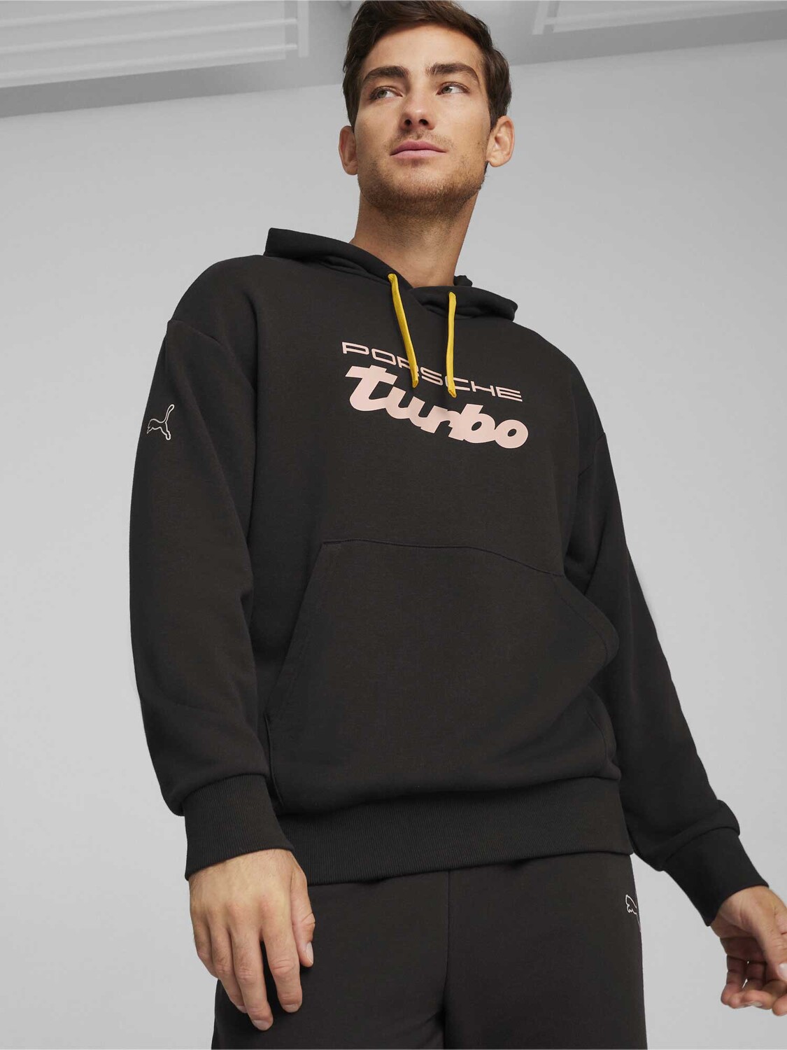 

Толстовка Puma PL ESS Hoodie, черный