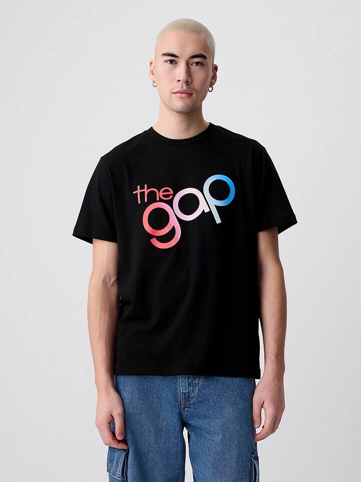 

Футболка GAP, черный