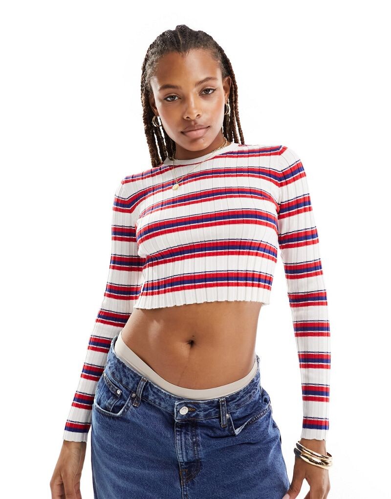 

Свитер с круглым вырезом в красную полоску ASOS DESIGN