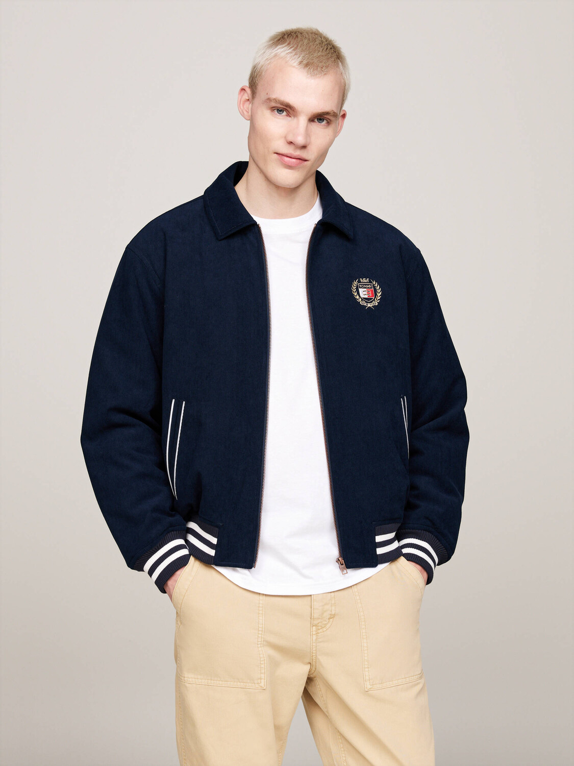 

Куртка Tommy Jeans Loose fit, темно-синий