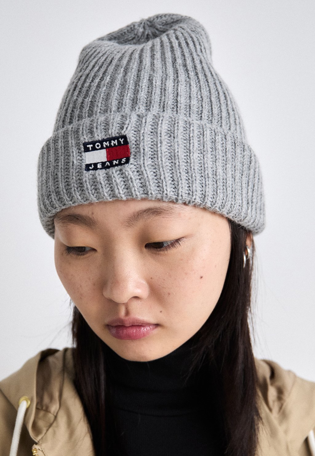 

Бейсболка HERITAGE BEANIE Tommy Hilfiger, серый