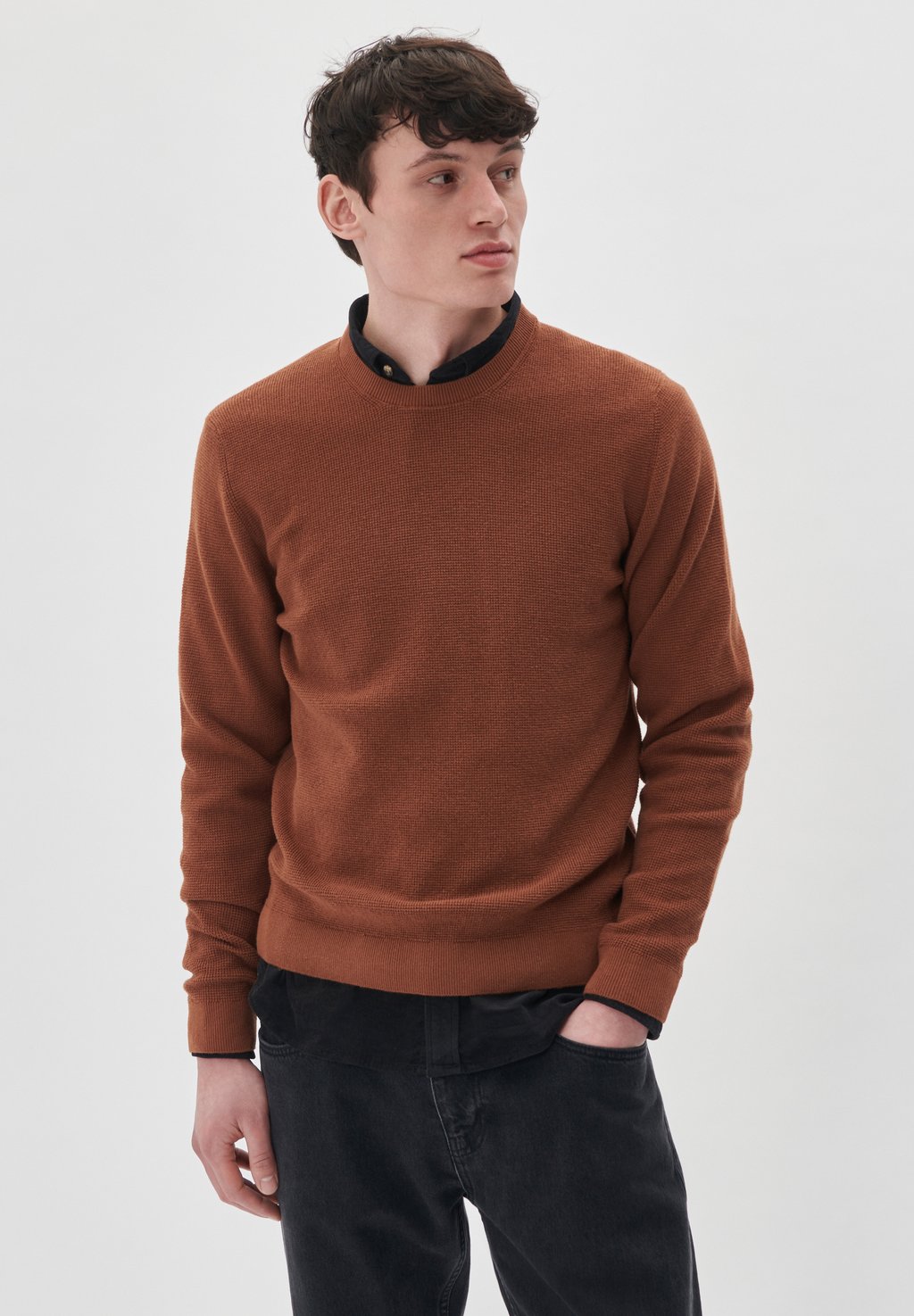 

Джемпер MALAGOON WAFFLE COTTON CREWNECK KNIT Matinique, темно-коричневый