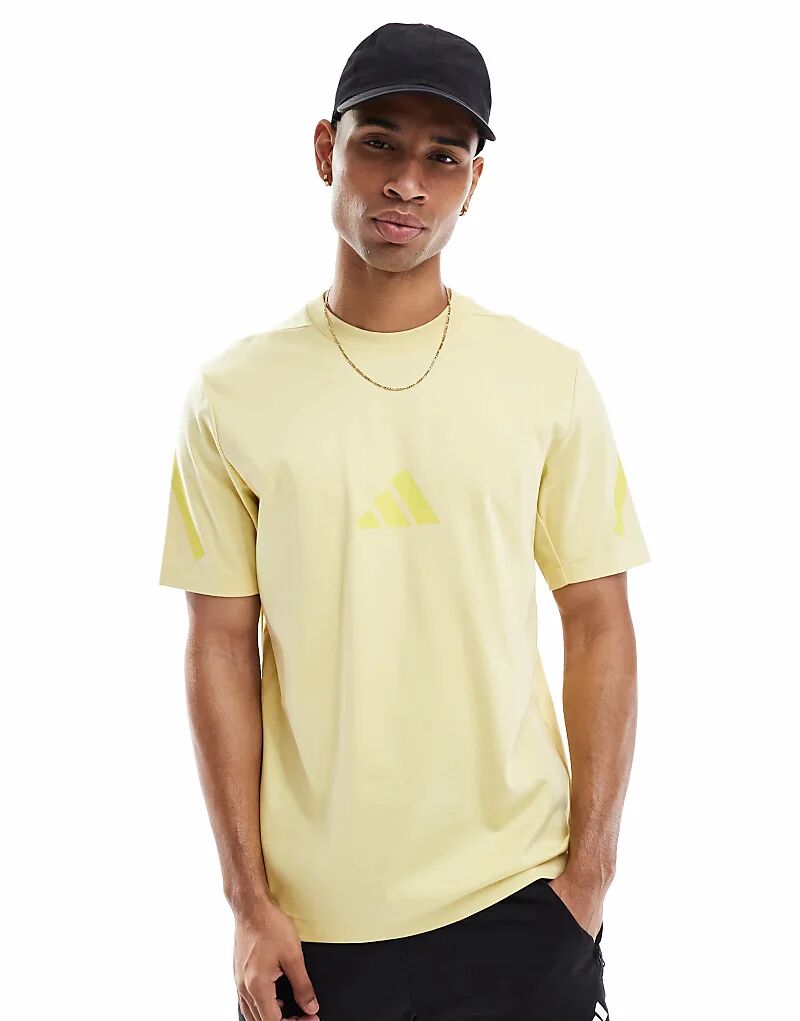 

Футболка adidas Performance ZNE желтого цвета