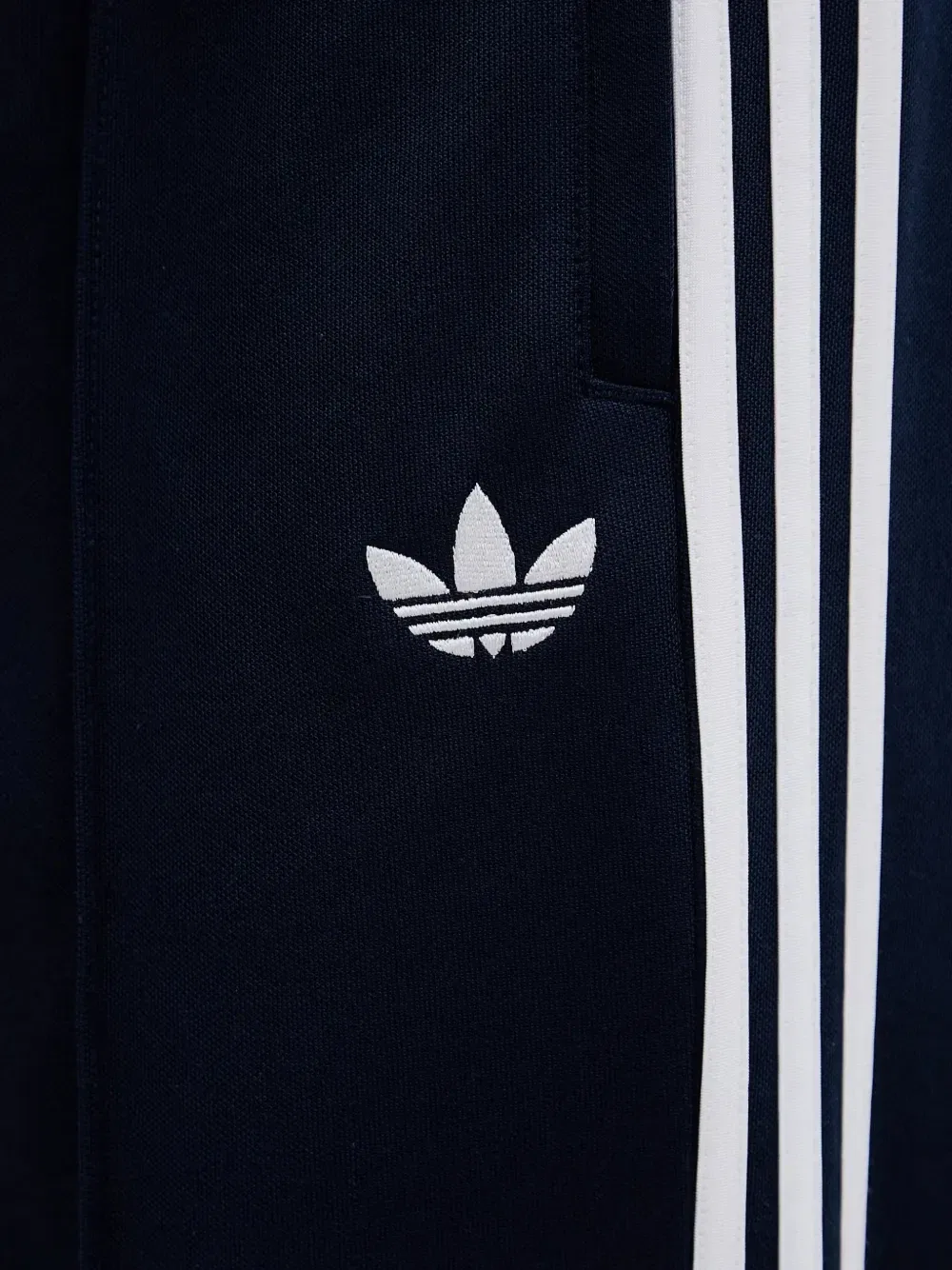 Полосатые брюки с логотипом Adidas, синий — фото 4