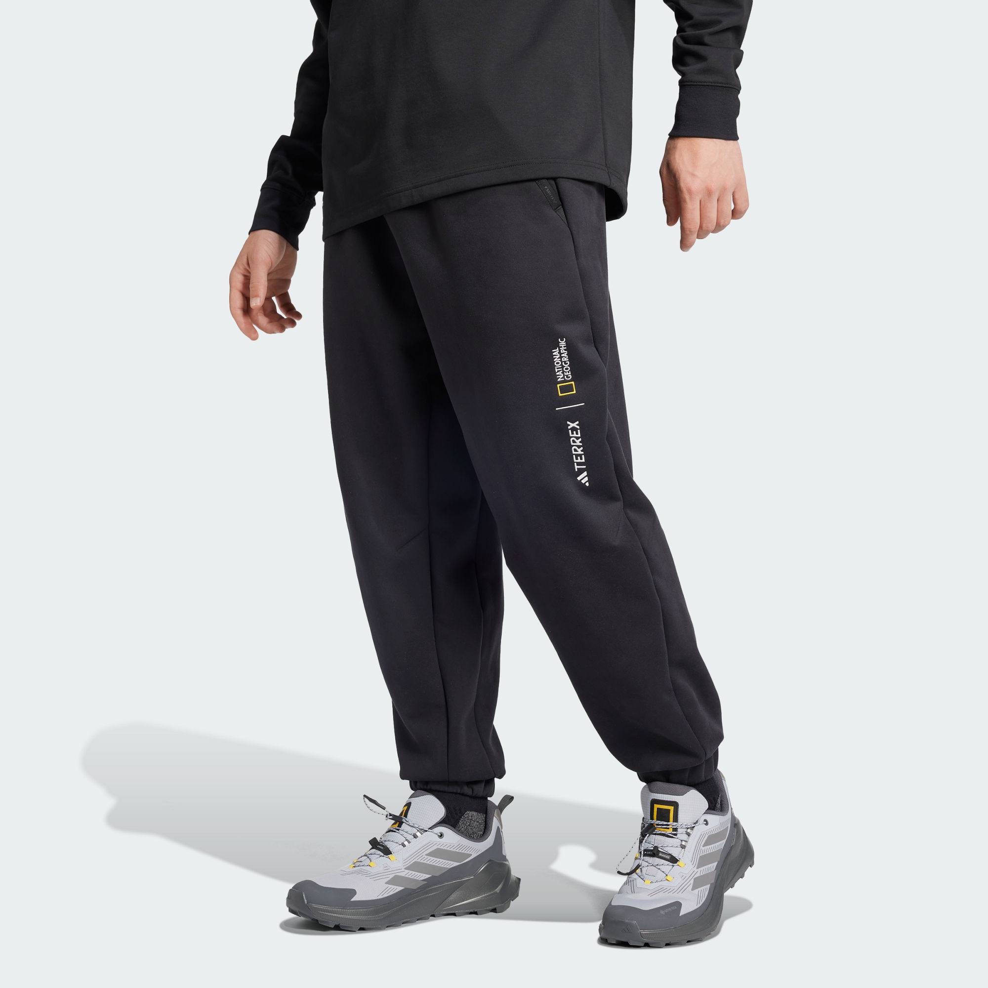 X TERREX X National Geographic FW24 ©NATIONAL GEOGRAPHIC AEROREADY Спортивные трикотажные брюки мужские черные Adidas — фото 4