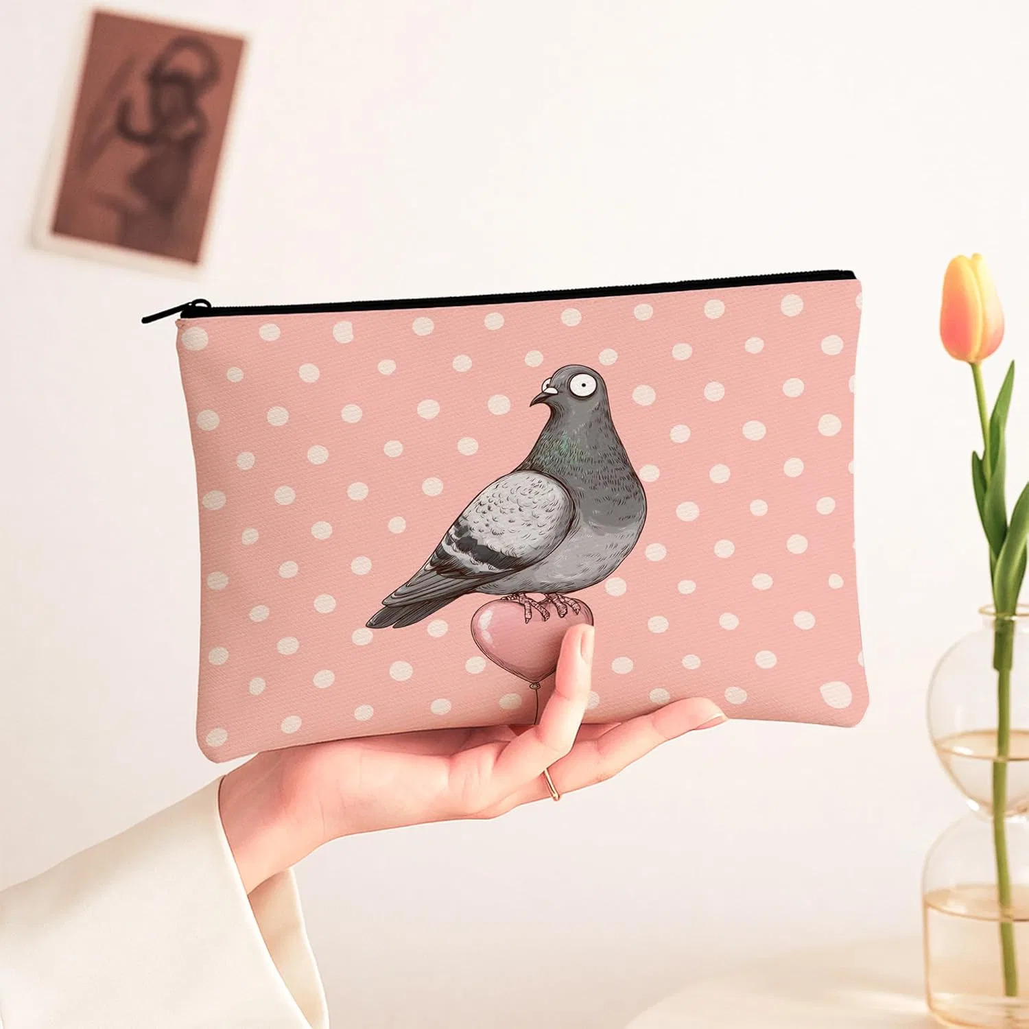 Косметичка «Голубь» с мультяшным принтом от Dove Generic, Peach — фото 2