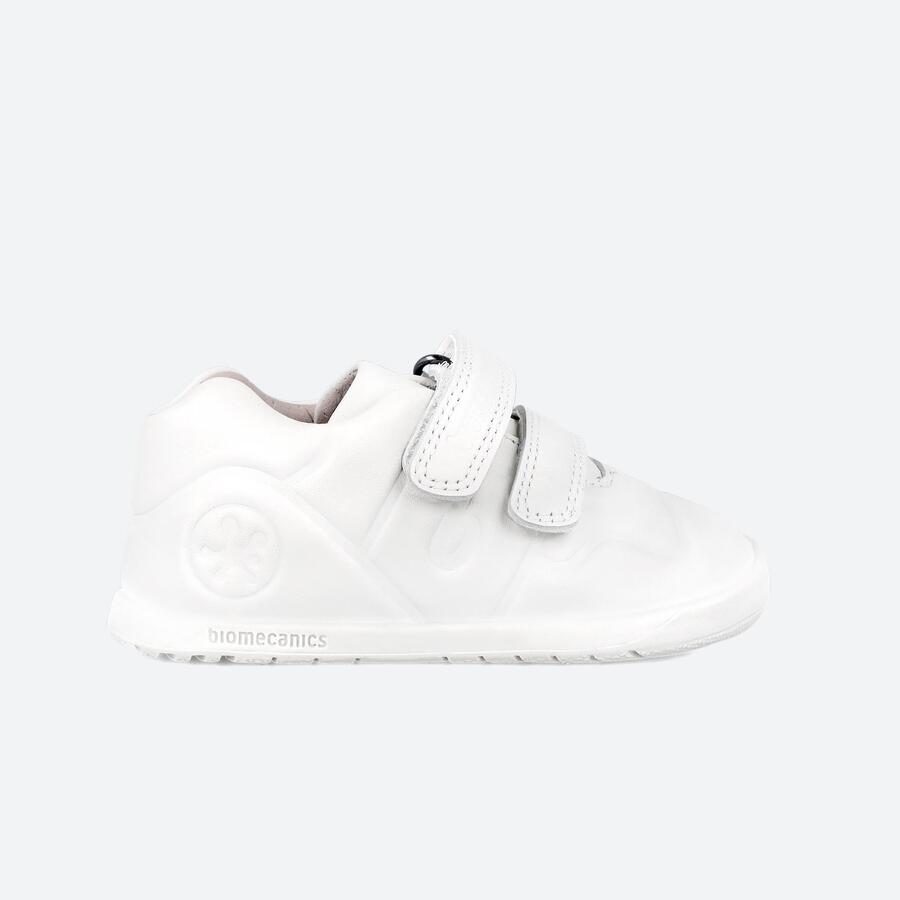 

Кроссовки Biomecanics модель 241160b цвет белый