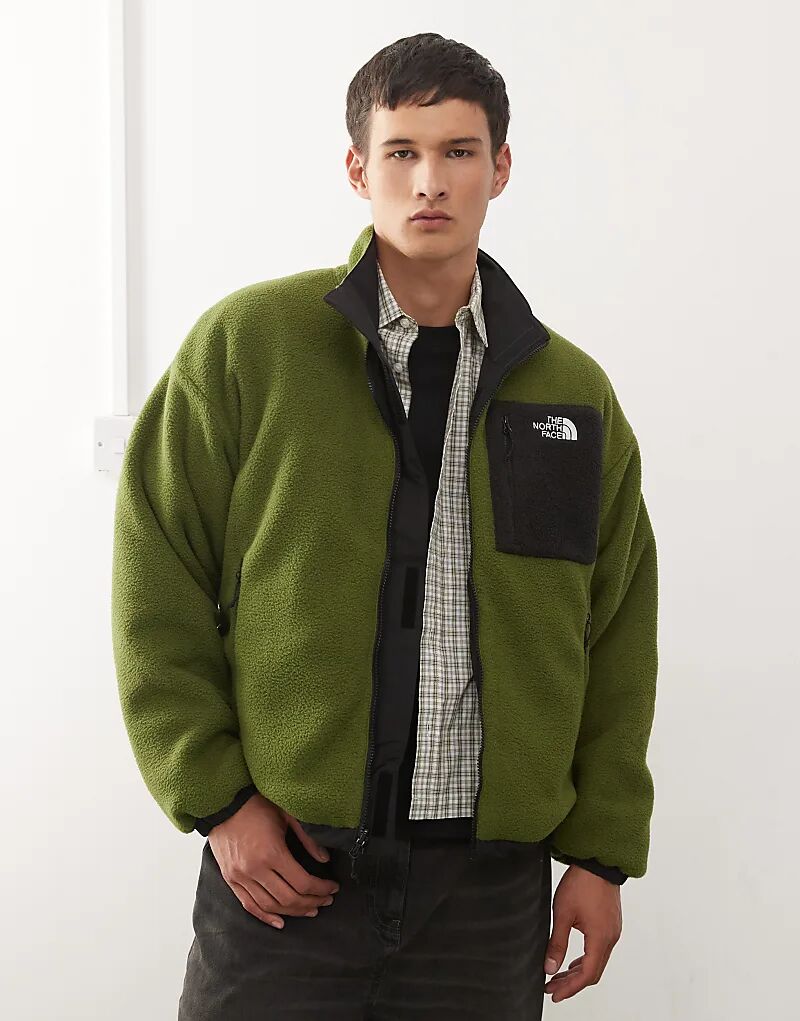 

Двусторонняя флисовая куртка North Face Yumiori зеленого и черного цветов