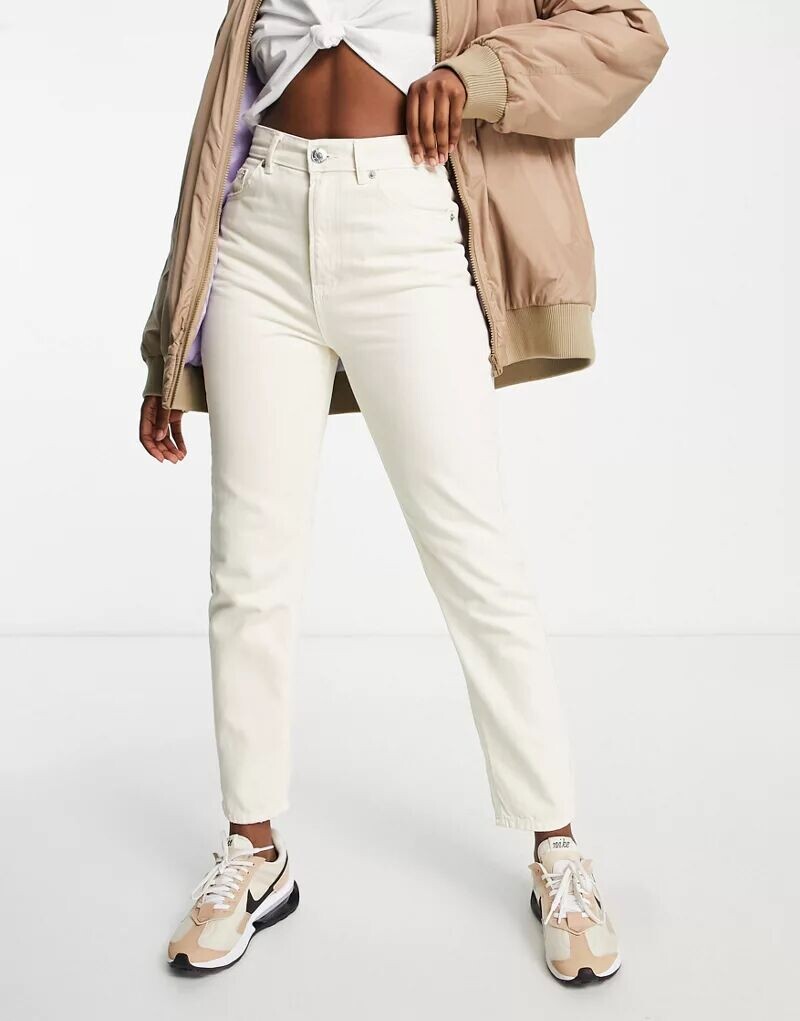 

Бежевые джинсы Mom с завышенной талией Pull&Bear