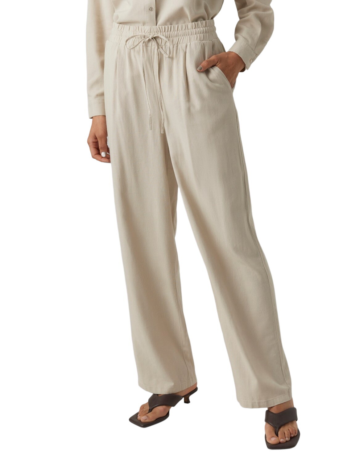

Брюки Vero Moda Stoffhose / Chino VMJESMILO comfort/relaxed, бежевый