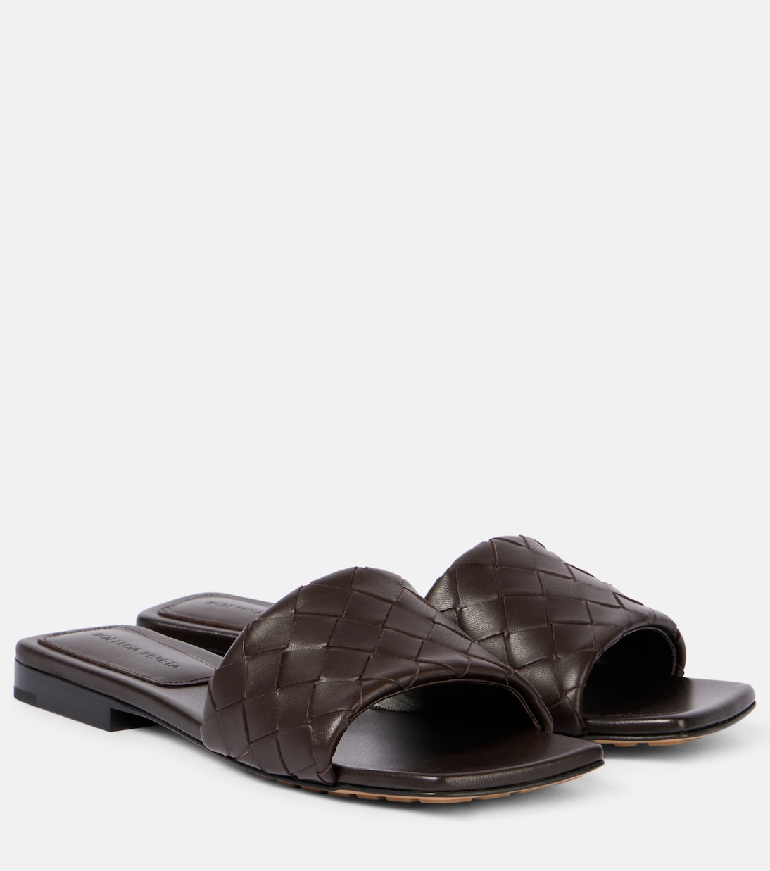 Кожаные шлепанцы Parco Intrecciato Bottega Veneta, Fondant
