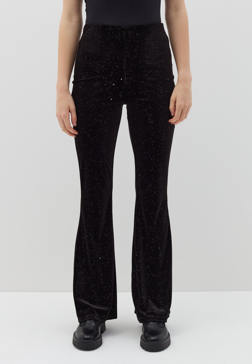 

Брюки WITH SEQUINS B.ANGEL, черный