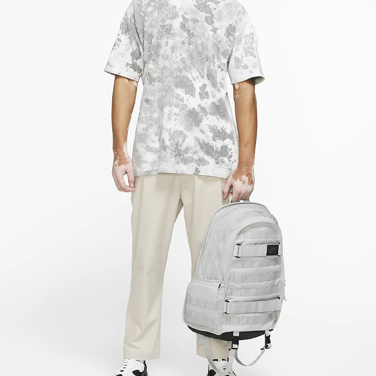 

Nike Серебряный рюкзак, Light Silver Black