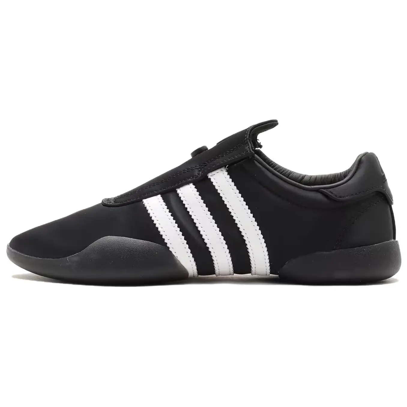 Adidas Кроссовки Atmos Pink X Women's Taekwondo Mei 'Black Ribbon' Women's