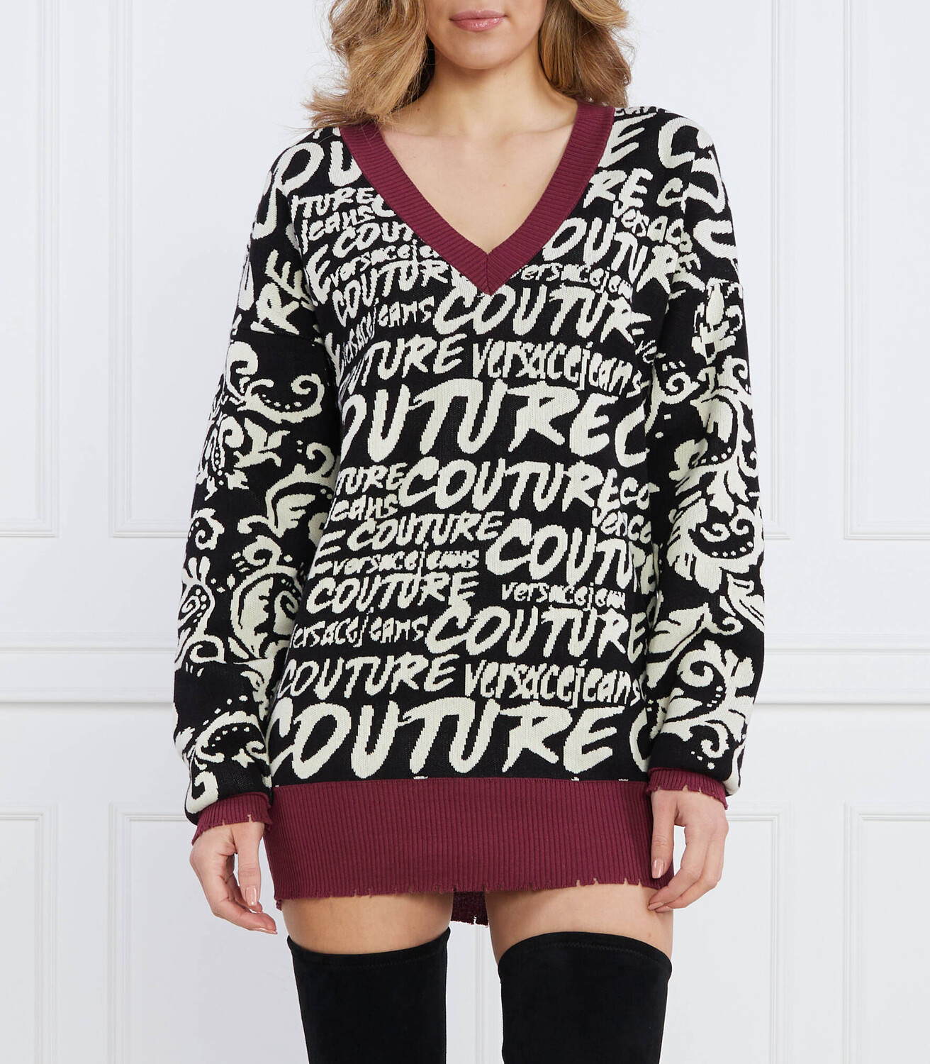 

Свитер Versace Jeans Couture Regular Fit, черный
