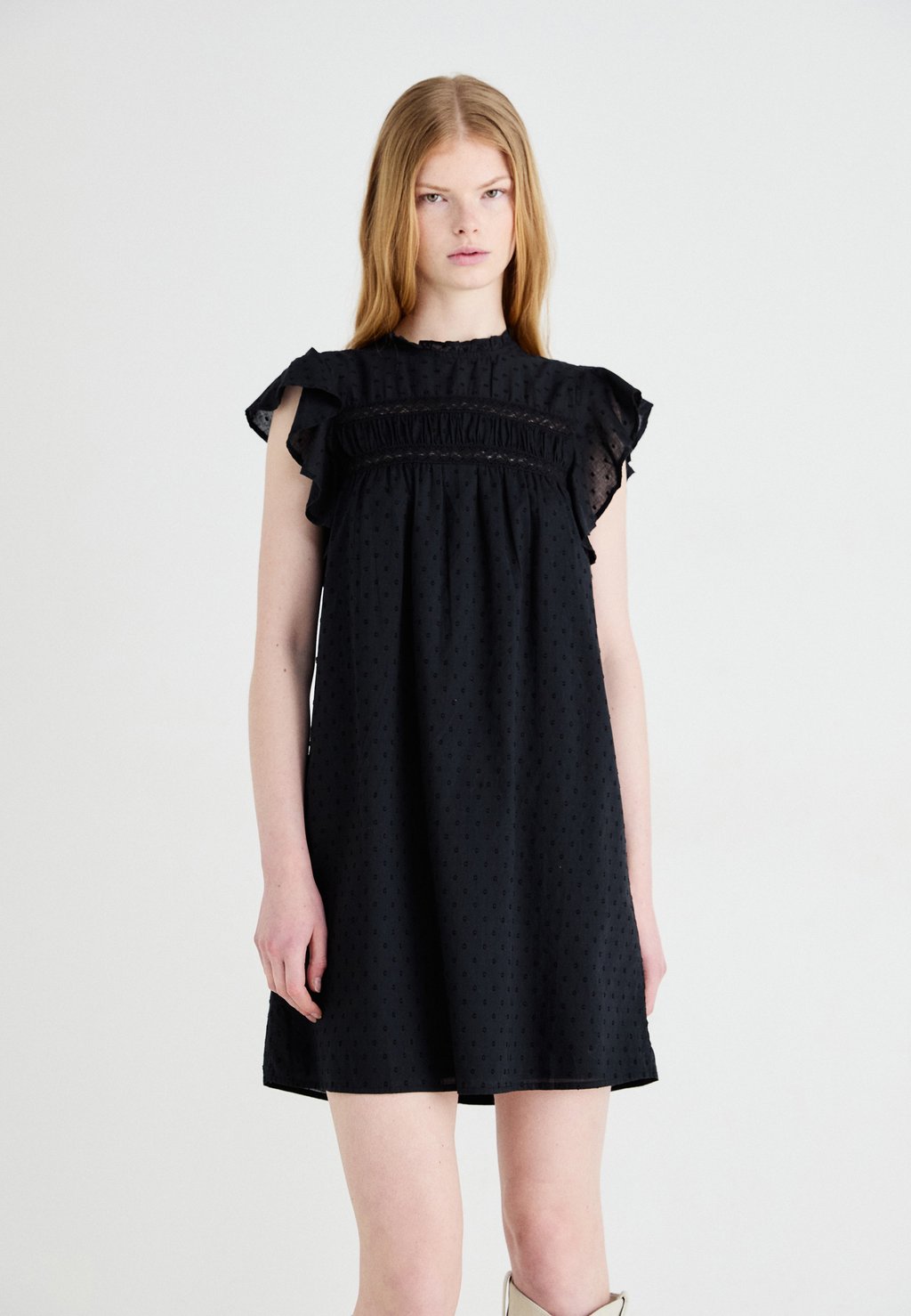 

Повседневное платье VMTRINE SHORT DRESS Vero Moda, черный