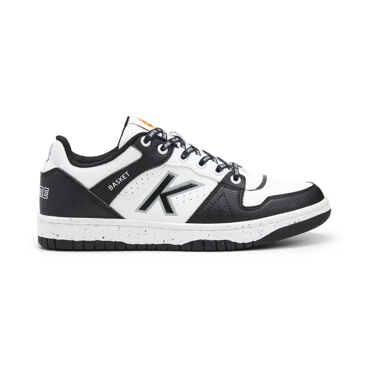 

Кроссовки унисекс Kelme Retrobasket 2.0 повседневные, белый/черный