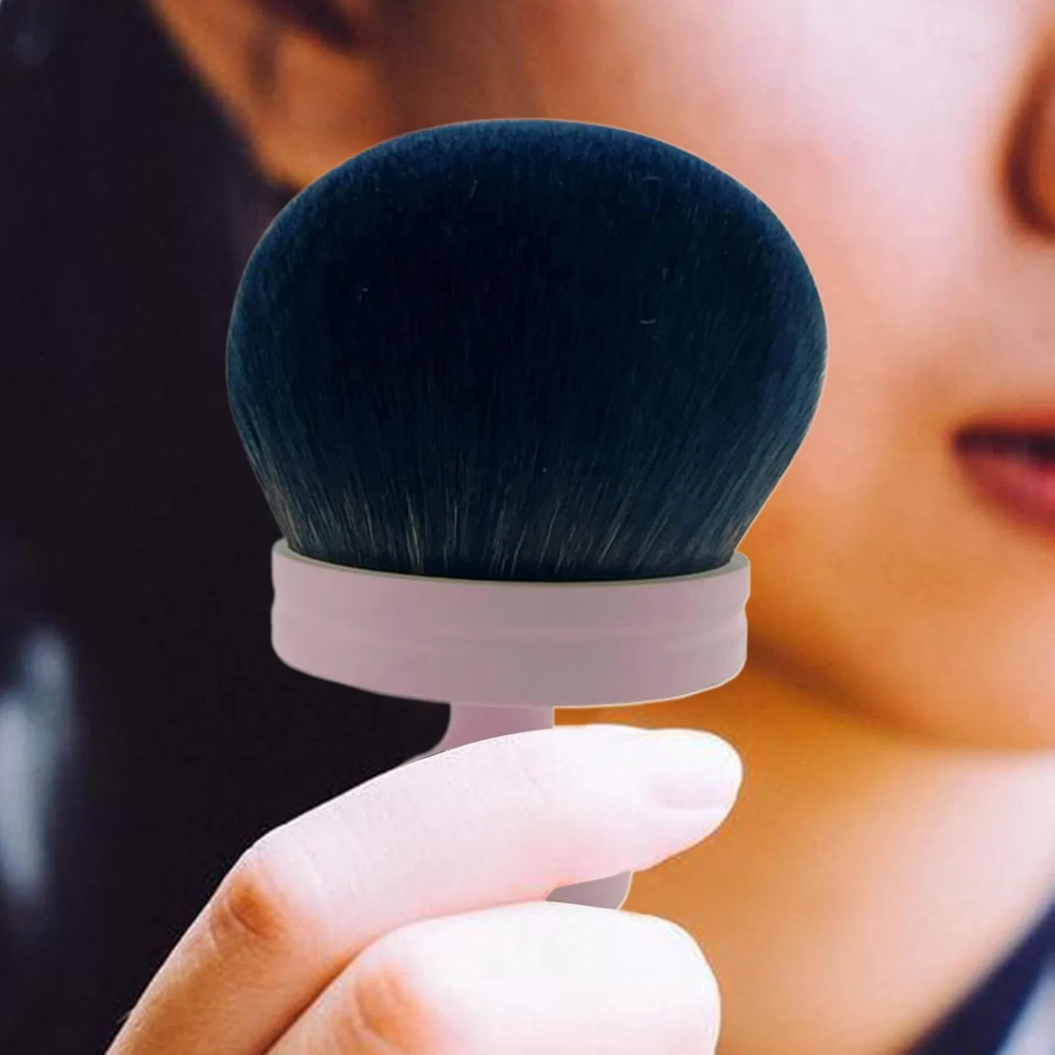 Кисть для автозагара Body Tanning Brush с мягкой щетиной, розовая — фото 3