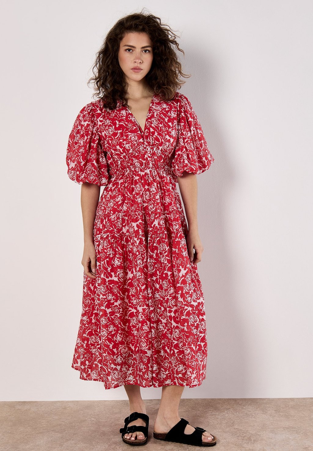

Платье макси PRINT TIERED Apricot, красный