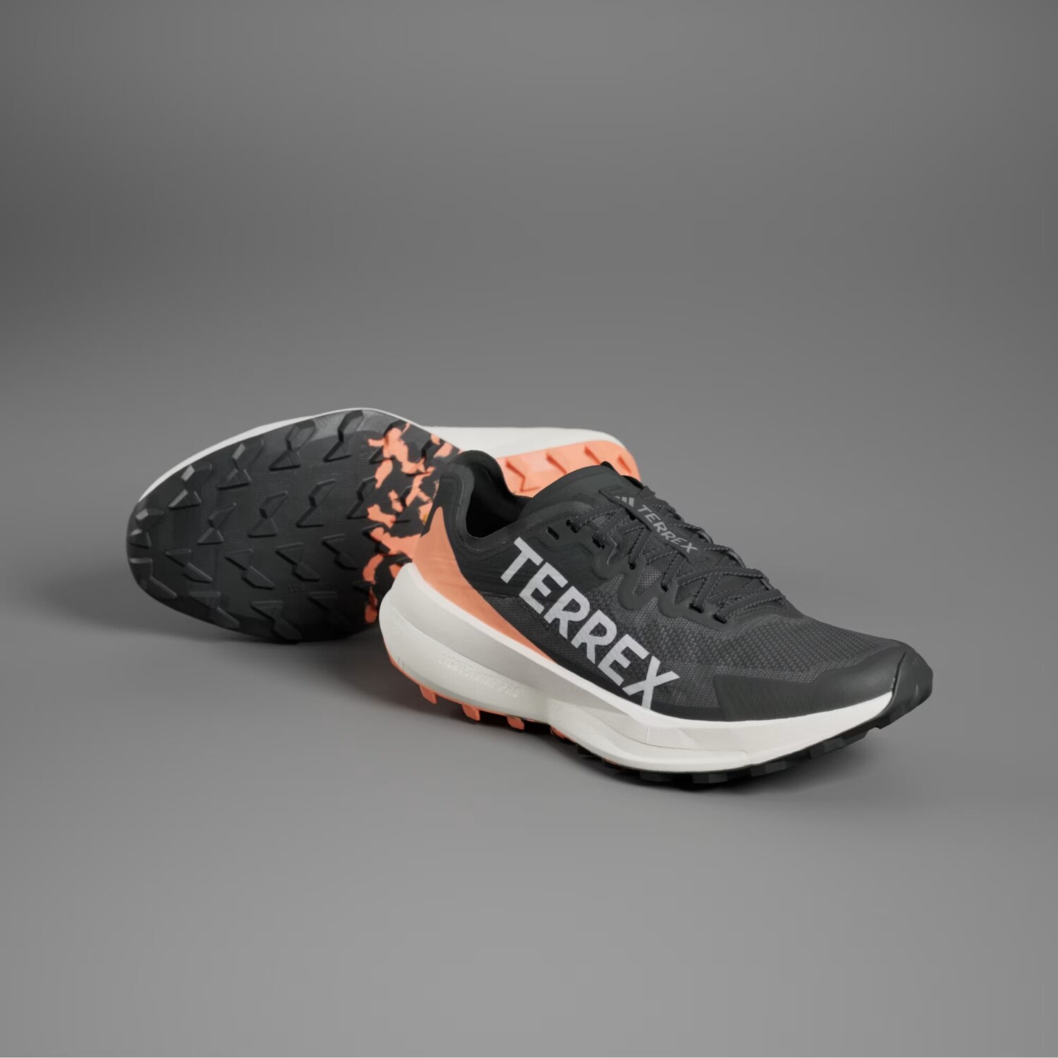

Кроссовки для бега по пересеченной местности Terrex Agravic Speed Adidas, цвет Core Black/Grey One/Amber Tint