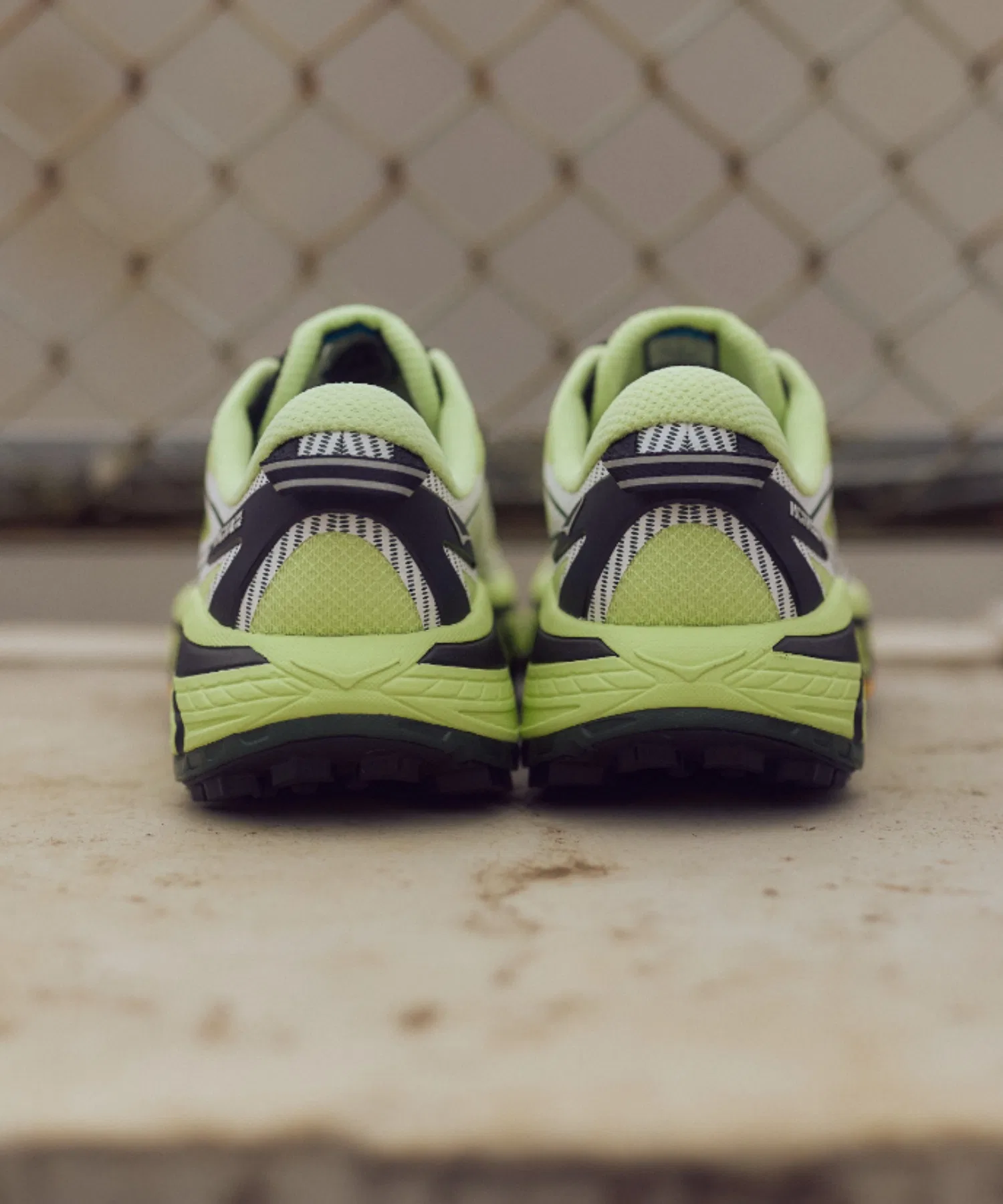Мужские кроссовки для трейлраннинга HOKA MAFATE SPEED 2 зелёные — фото 4