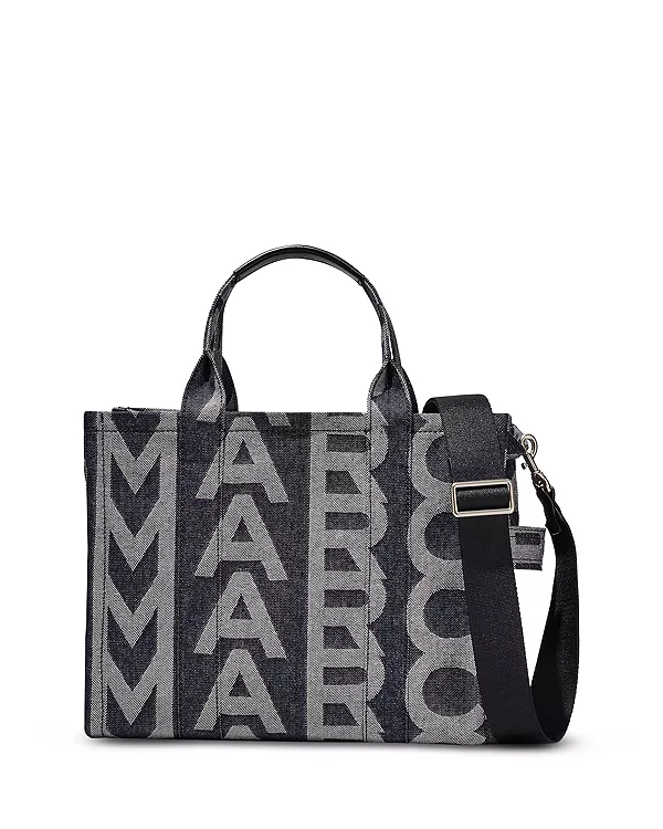 

Средняя джинсовая сумка-тоут с монограммой - эксклюзив Marc Jacobs, синий
