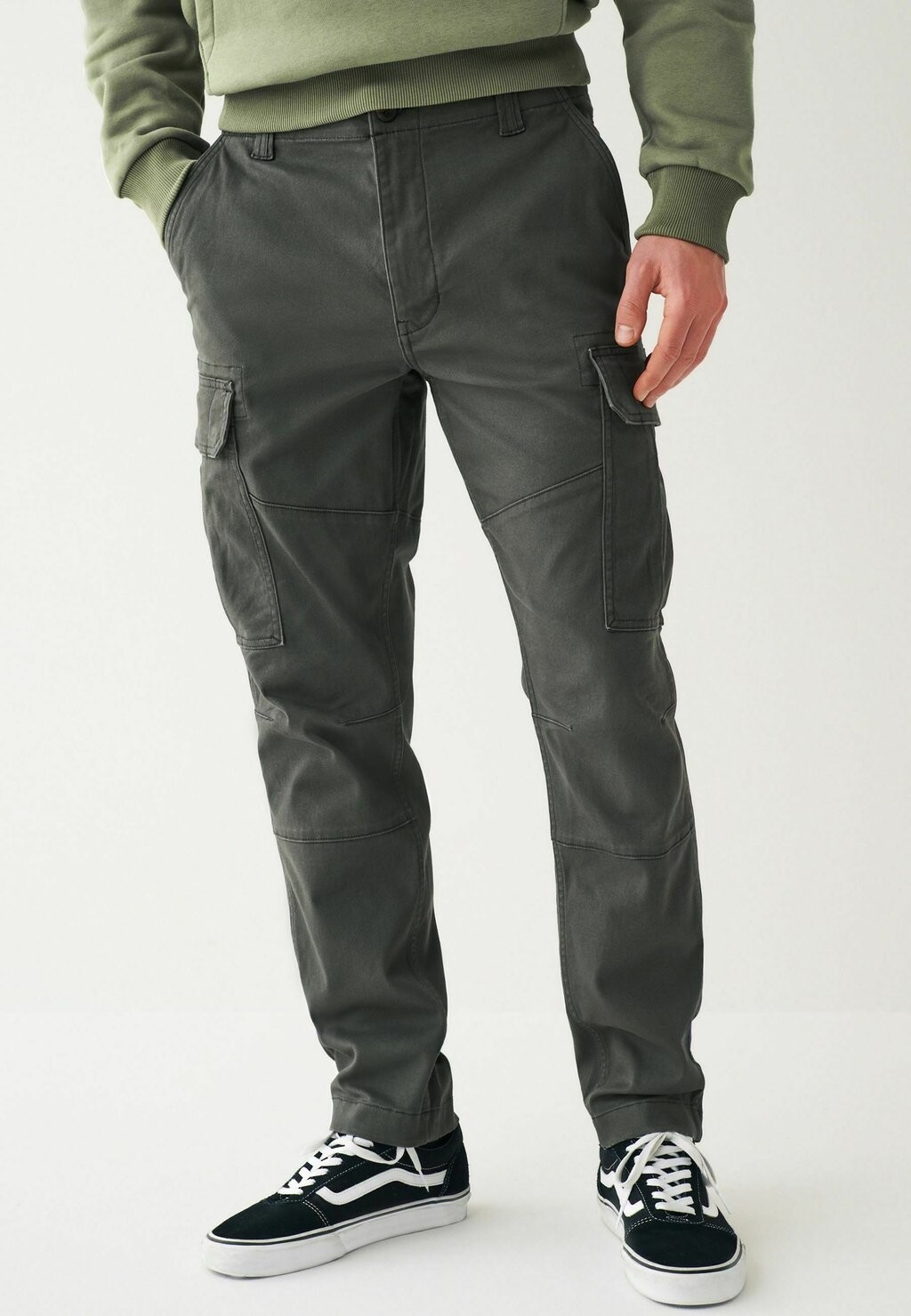 Брюки карго Trousers Regular Fit Next, цвет charcoal grey