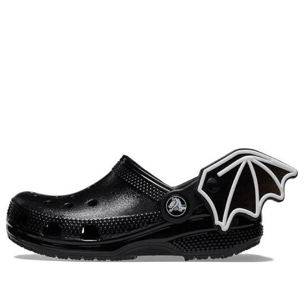 

Кроссовки classic i am bat clogs 'black white' Crocs, черный