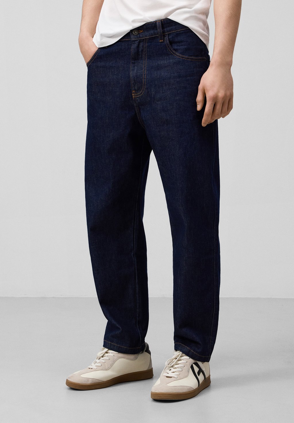 

Джинсы прямого кроя ADOLFO DOMINGUEZ, цвет Denim Blue