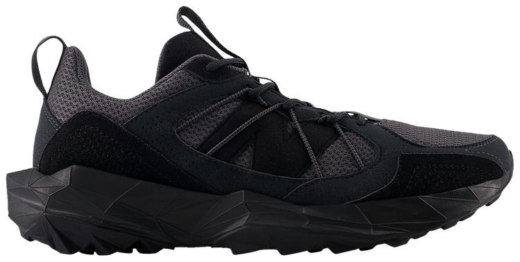 

Кроссовки New Balance Tektrel 'Black Magnet', черный
