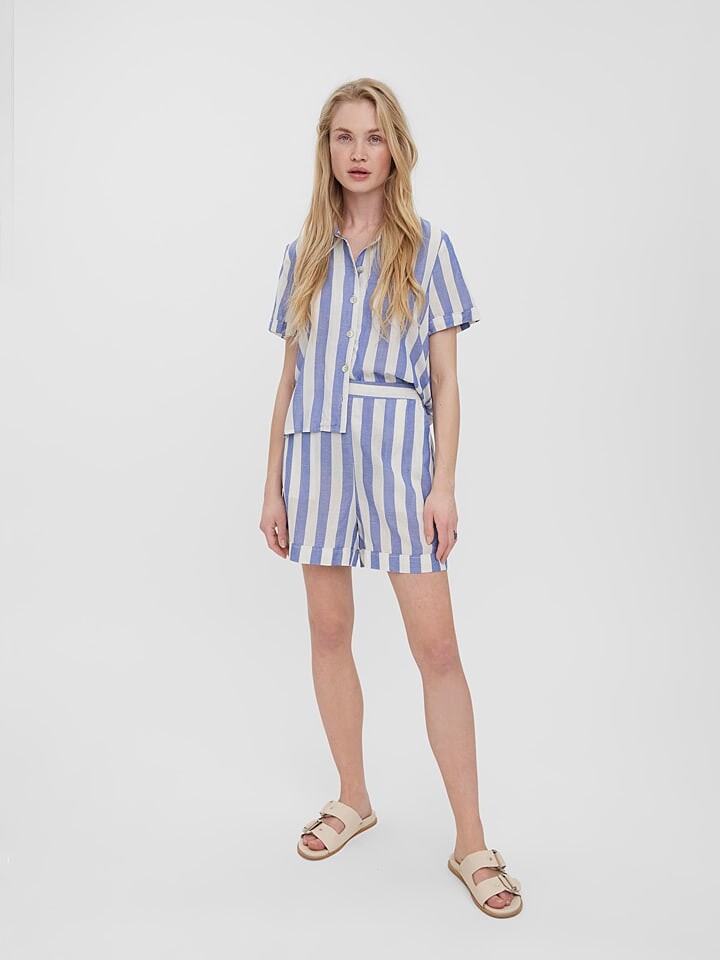 

Шорты Vero Moda, цвет blau/weiß