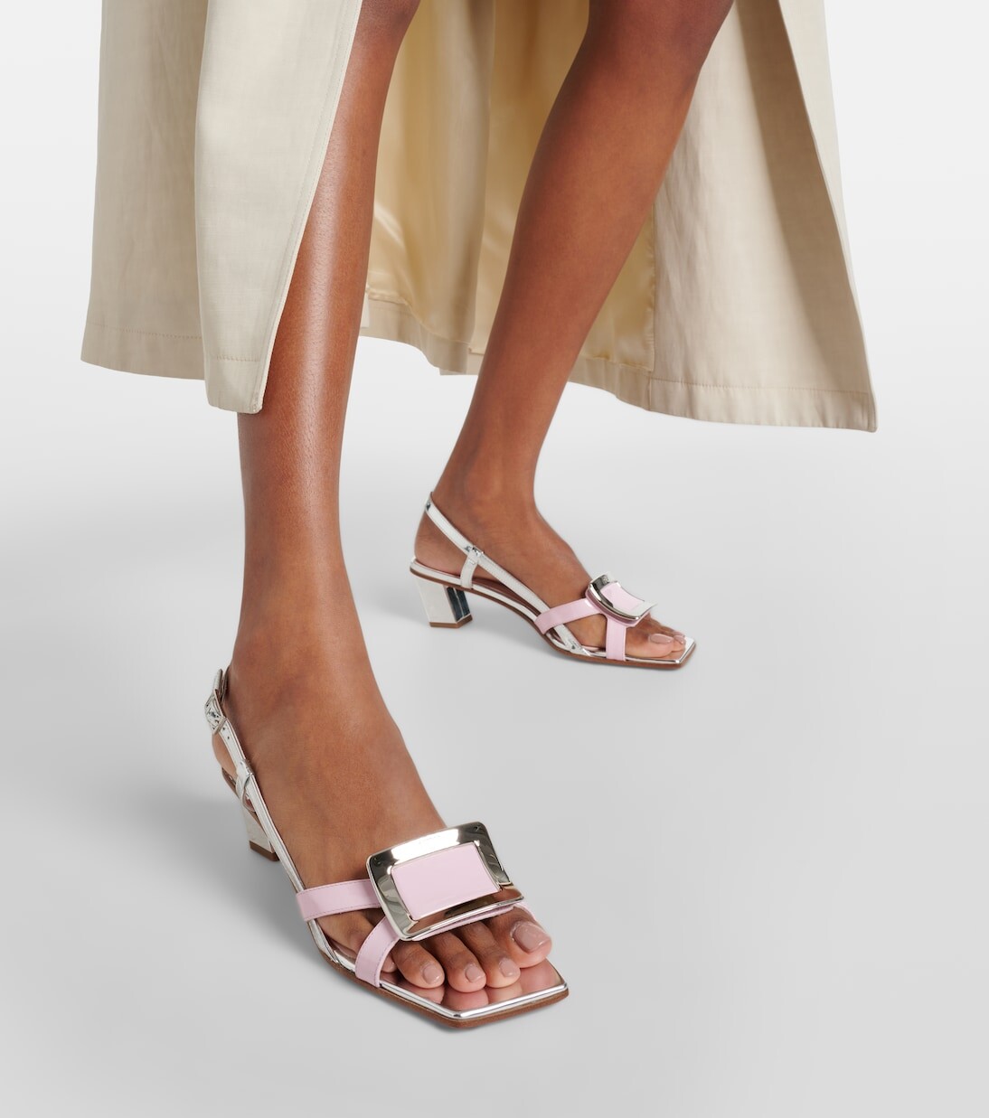 Лакированные сандалии belle vivier 45 Roger Vivier, сиреневый — фото 4