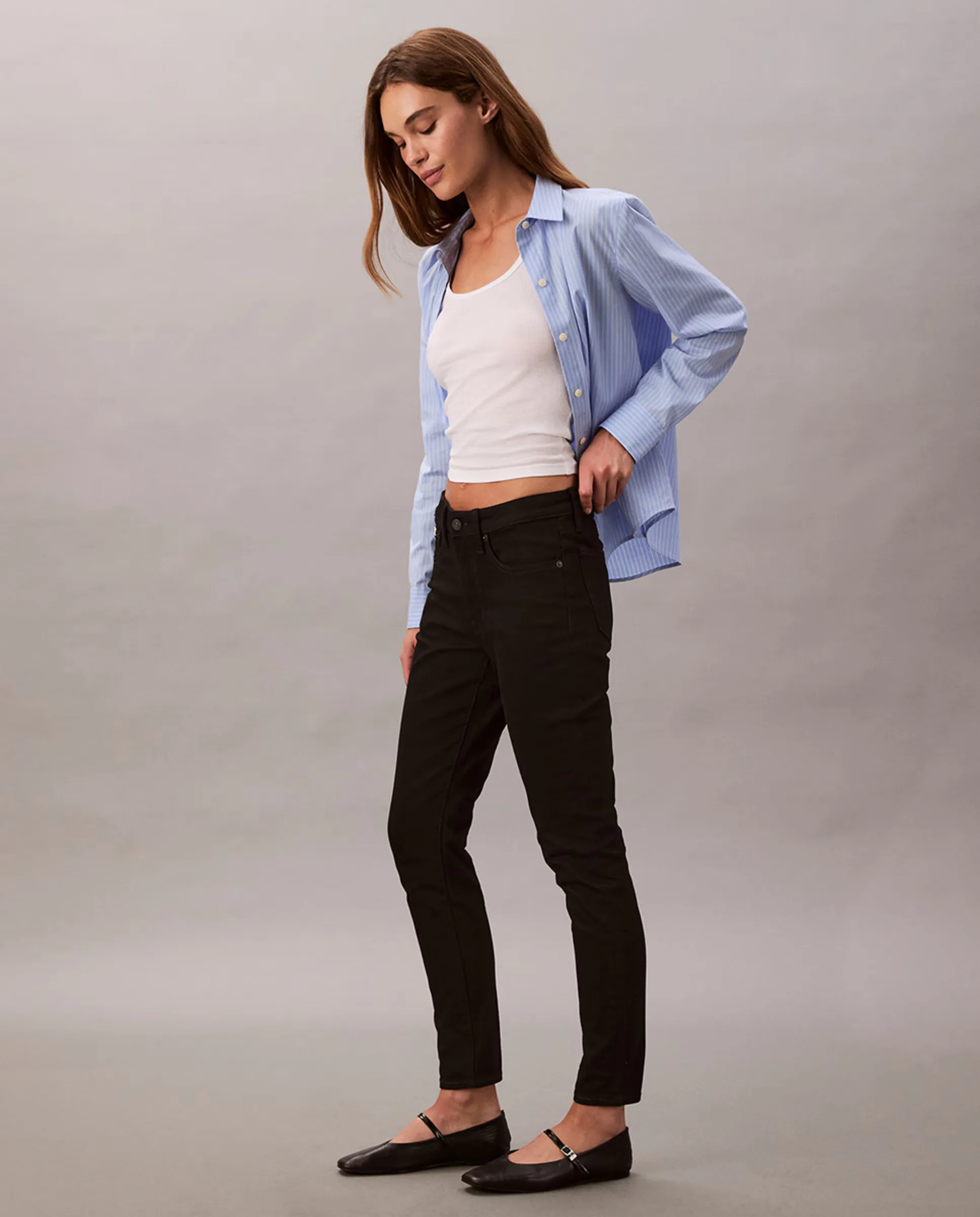 

Женские джинсы Vaquero скинни средней посадки Calvin Klein Jeans, черный