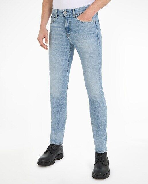 

Мужские зауженные джинсы из переработанного хлопка Calvin Klein Jeans, светло-синий