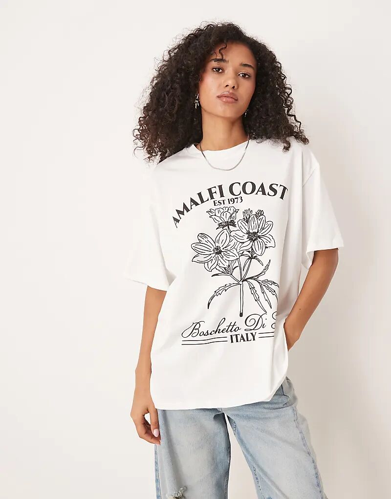 

Футболка свободного кроя ASOS DESIGN с принтом побережья Амальфи белого цвета