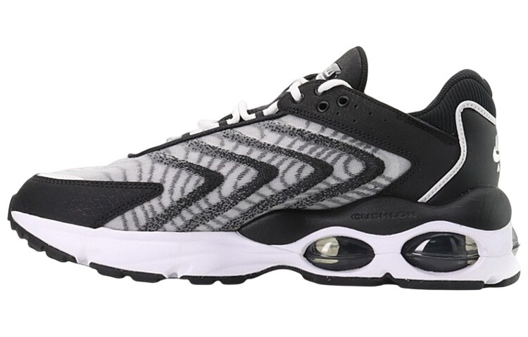 

Nike Air Max TW 1 черный белый