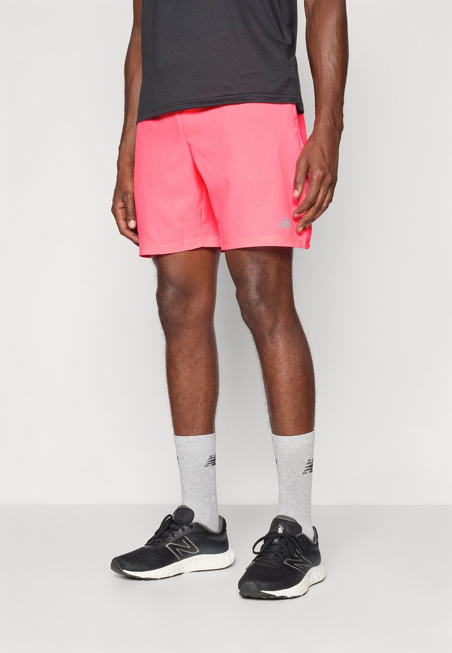 

Спортивные шорты New Balance ESSENTIALS , Neon Pink /Neon Pink