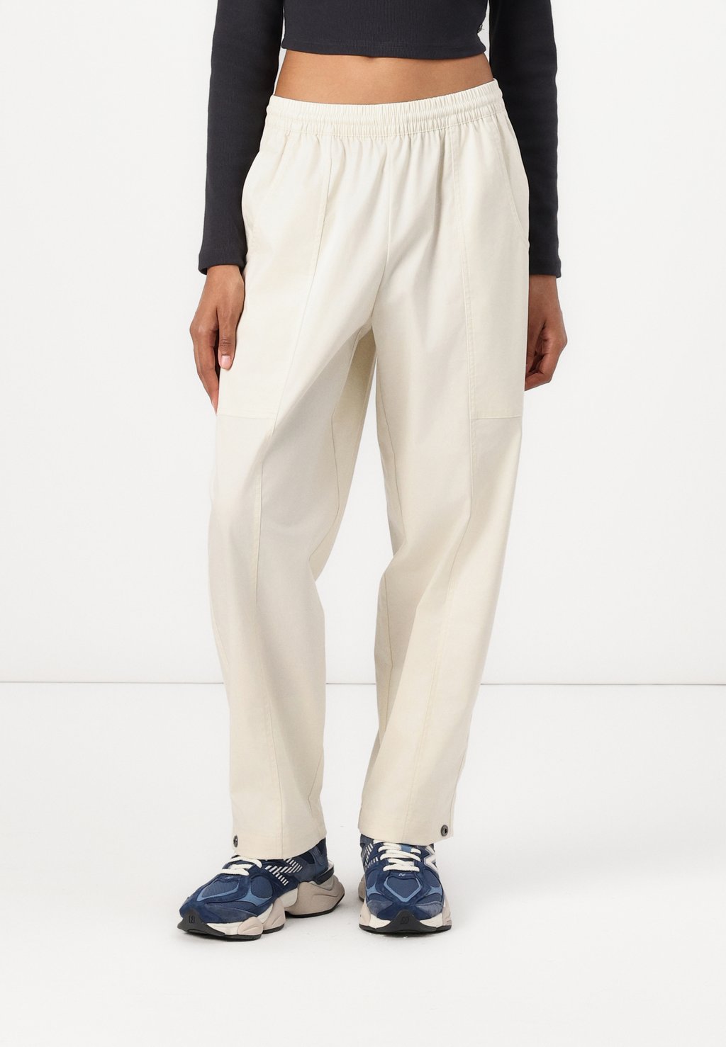 

Брюки UTILITY PANT New Balance, бежевый