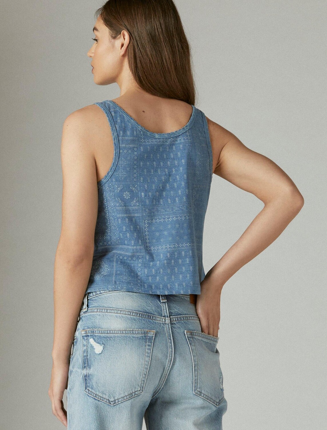 

Женская майка для мальчиков Lucky Brand, цвет Medium Dark Blue