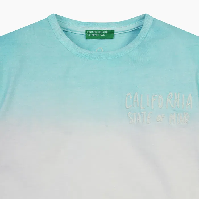 Детская футболка с градиентом светло-голубого цвета от Benetton Kids — фото 3
