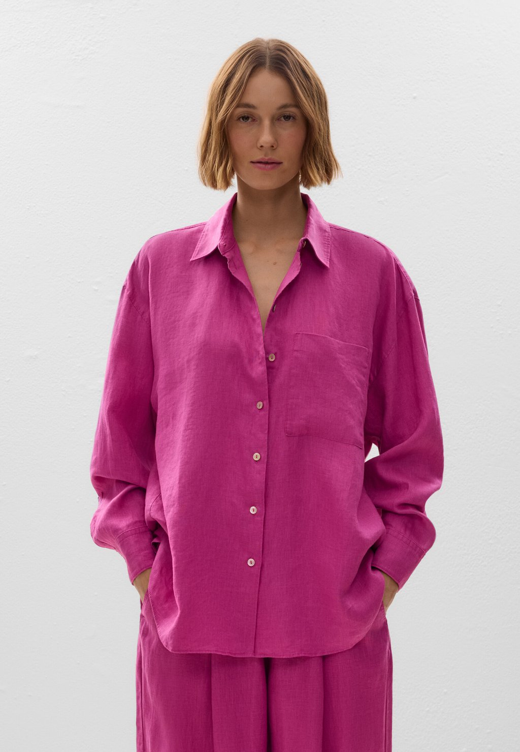 

Блузка на пуговицах LINEN RELAXED OYSHO, неоново-розовый