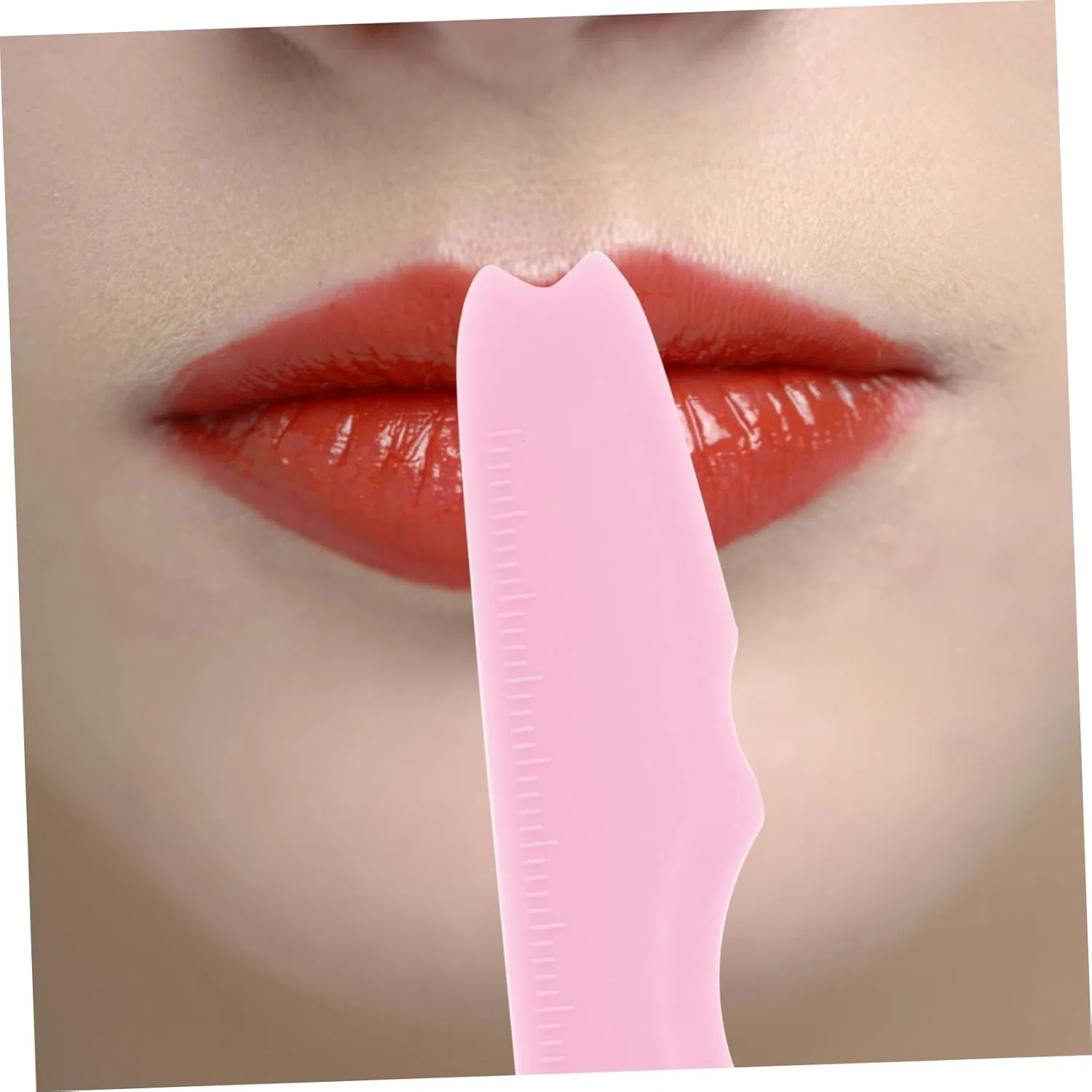 Трафарет для макияжа Silicone Beauty Ruler Iwowhero розовый — фото 4