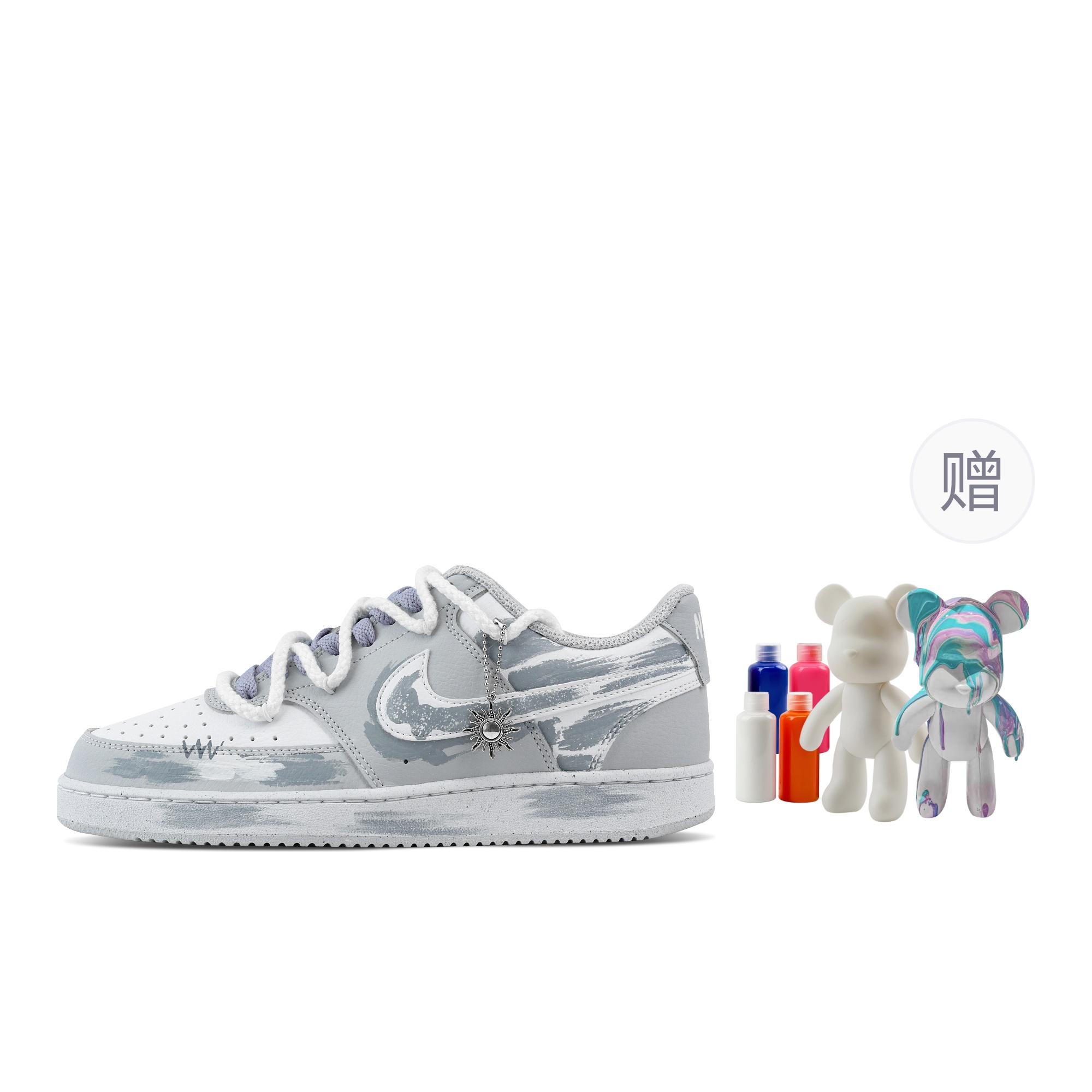 

Кроссовки Court Vision 1 Smiley Face Flowing, Fluid Bear, износостойкие, низкие, мужские, светло-серые Nike, Light Gray