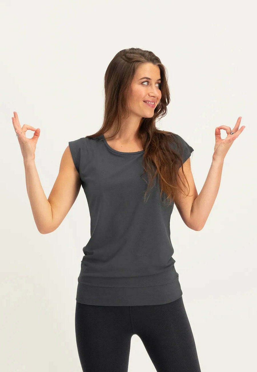 

Футболка Urban Goddess ASANA YOGA, Ash/Dark Grey, Серый, Футболка Urban Goddess ASANA YOGA, Ash/Dark Grey