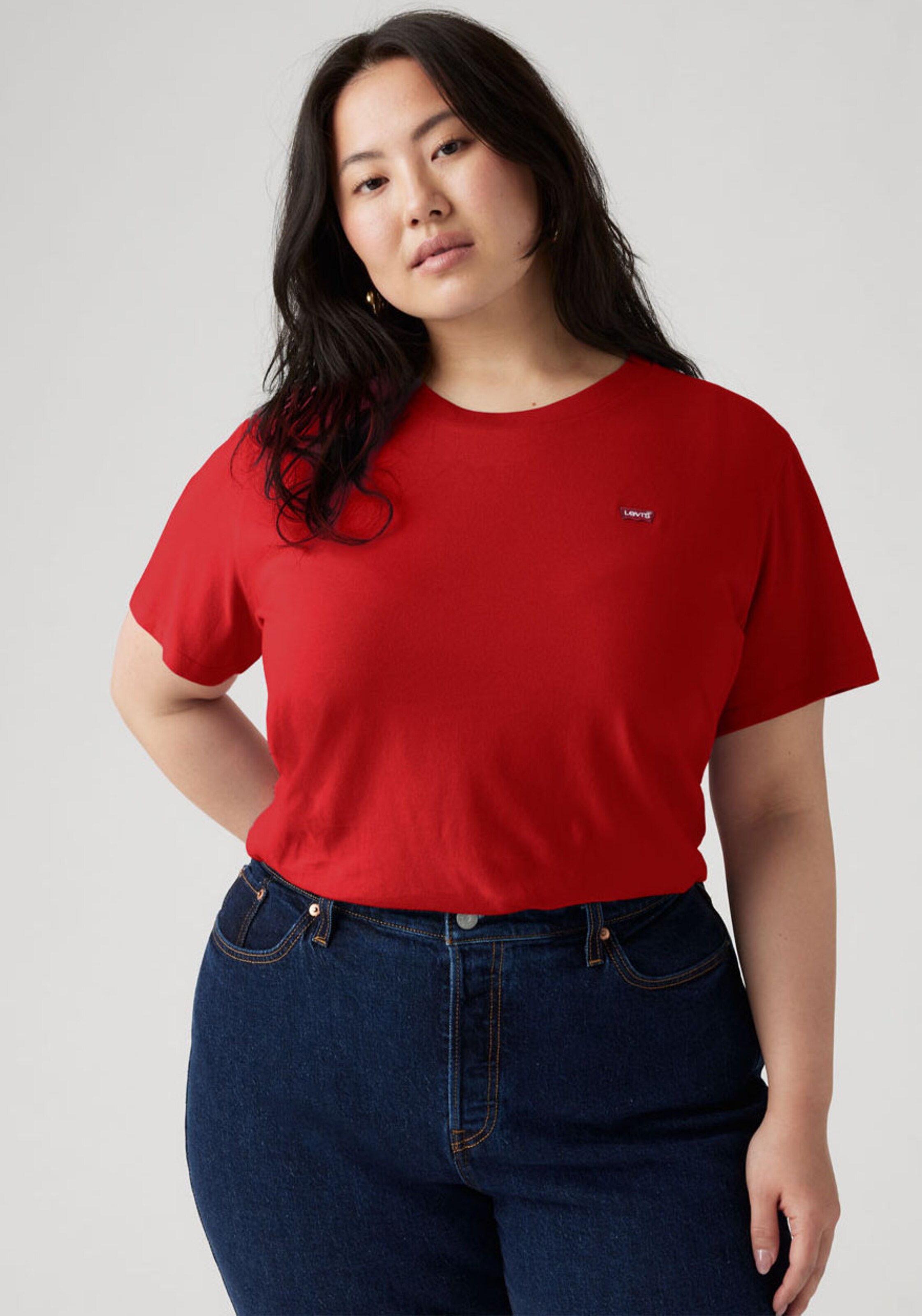 Levi's Plus Футболка 'The Perfect' в ярко-красном цвете — фото 4